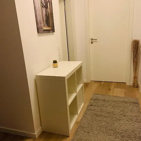 Neues, Ruhiges Nordic In Duesseldorf-nord Appartement Düsseldorf